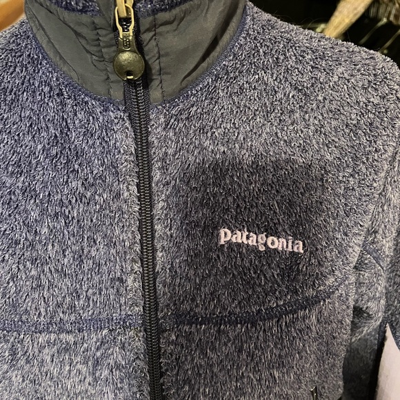 Patagonia zip up fleece - Picture 6 of 10